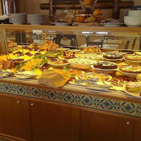 Lido Azzurro Apulia Hotel Taranto Ara Solis מראה חיצוני תמונה