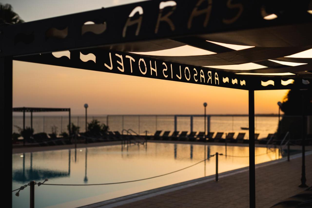 Lido Azzurro Apulia Hotel Taranto Ara Solis מראה חיצוני תמונה