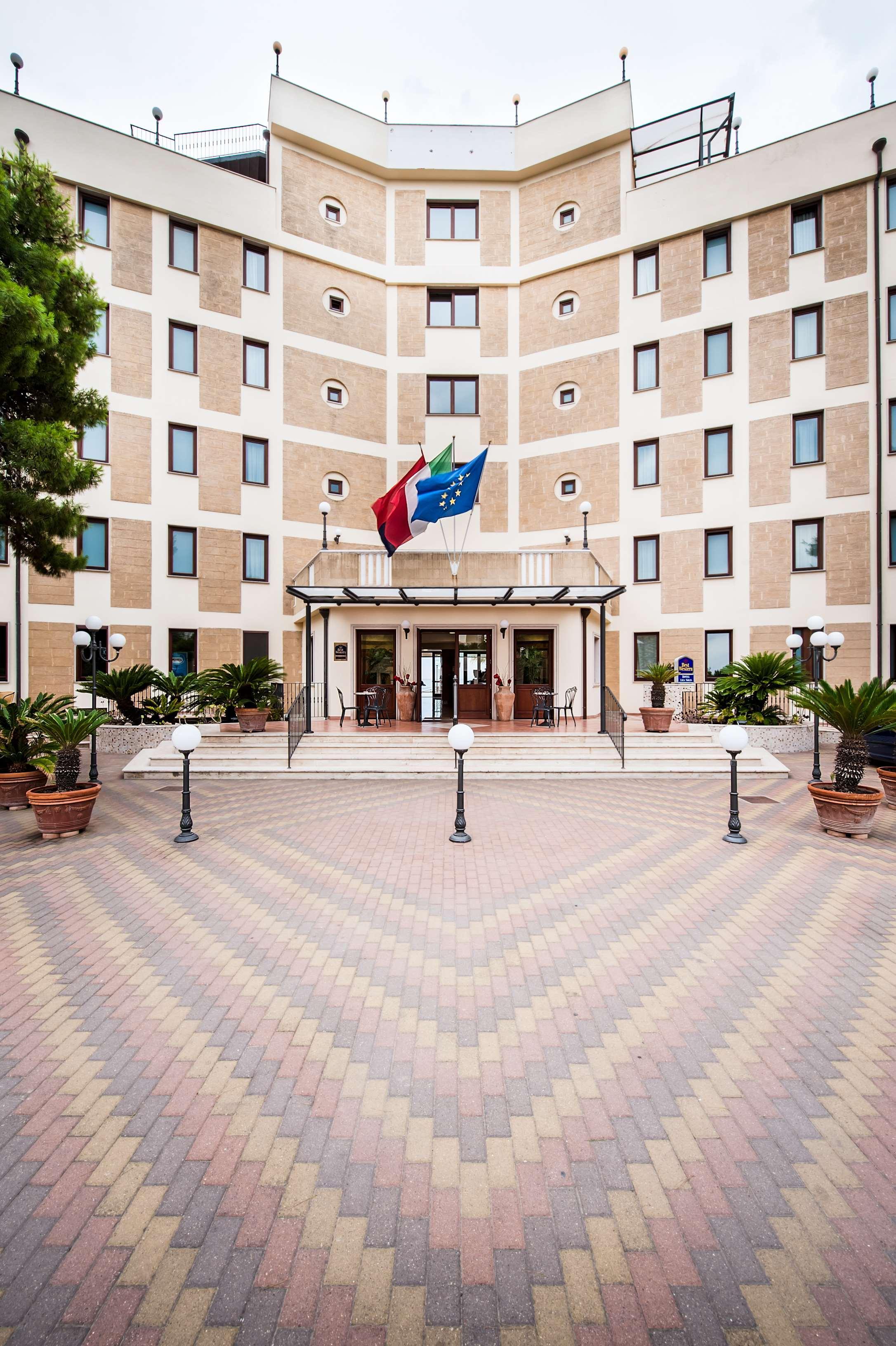 Lido Azzurro Apulia Hotel Taranto Ara Solis מראה חיצוני תמונה
