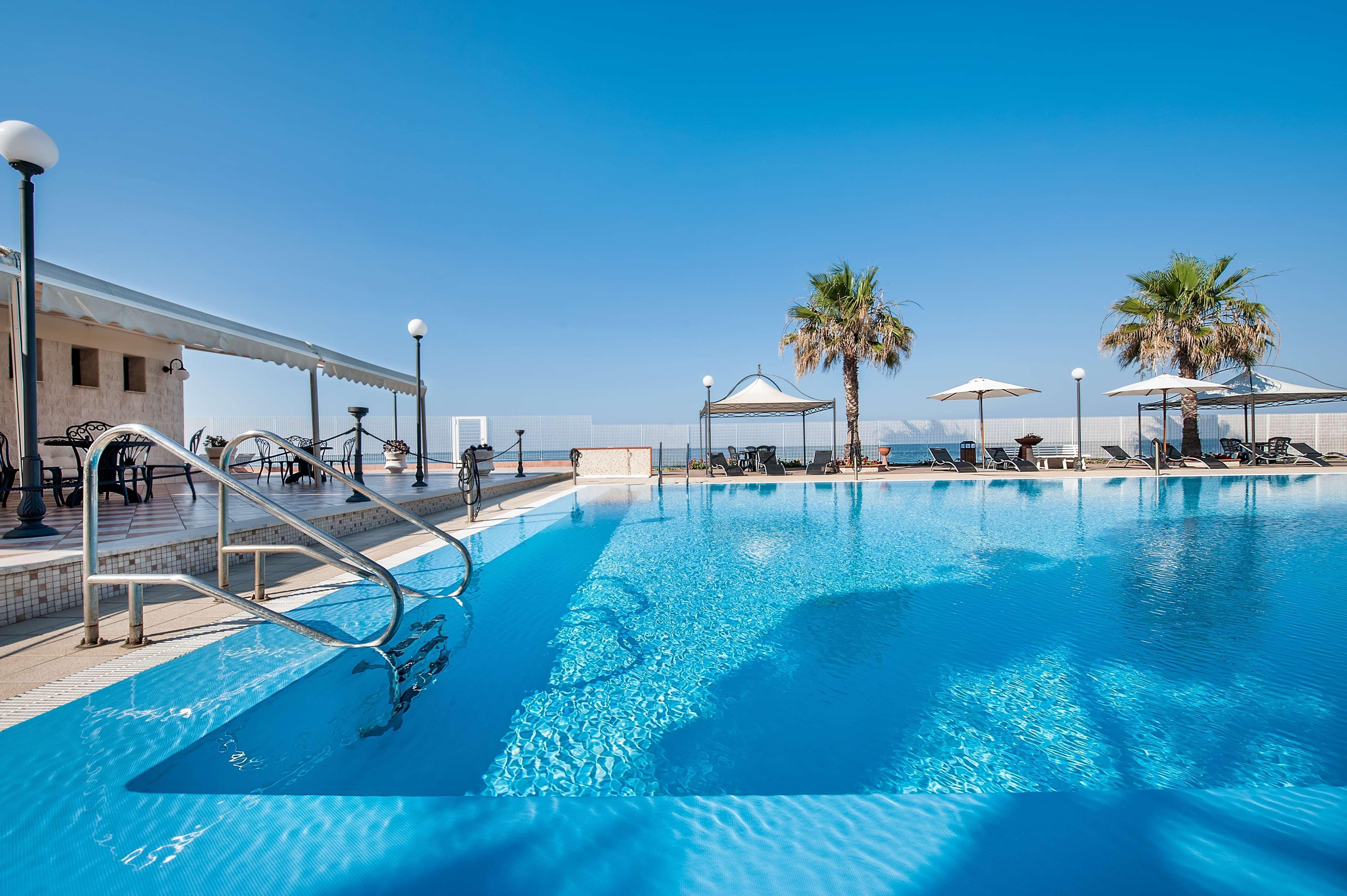 Lido Azzurro Apulia Hotel Taranto Ara Solis מראה חיצוני תמונה