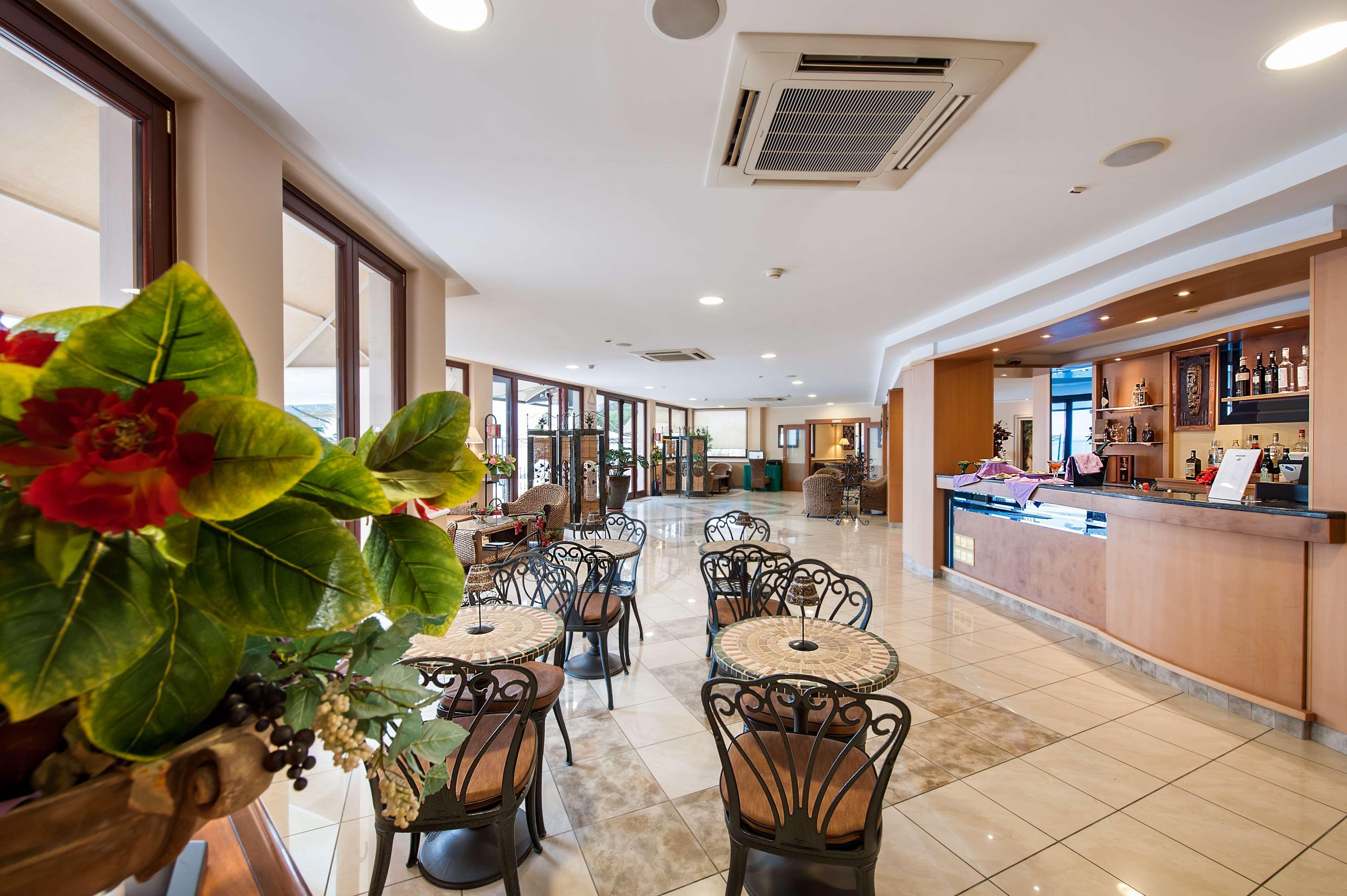 Lido Azzurro Apulia Hotel Taranto Ara Solis מראה חיצוני תמונה