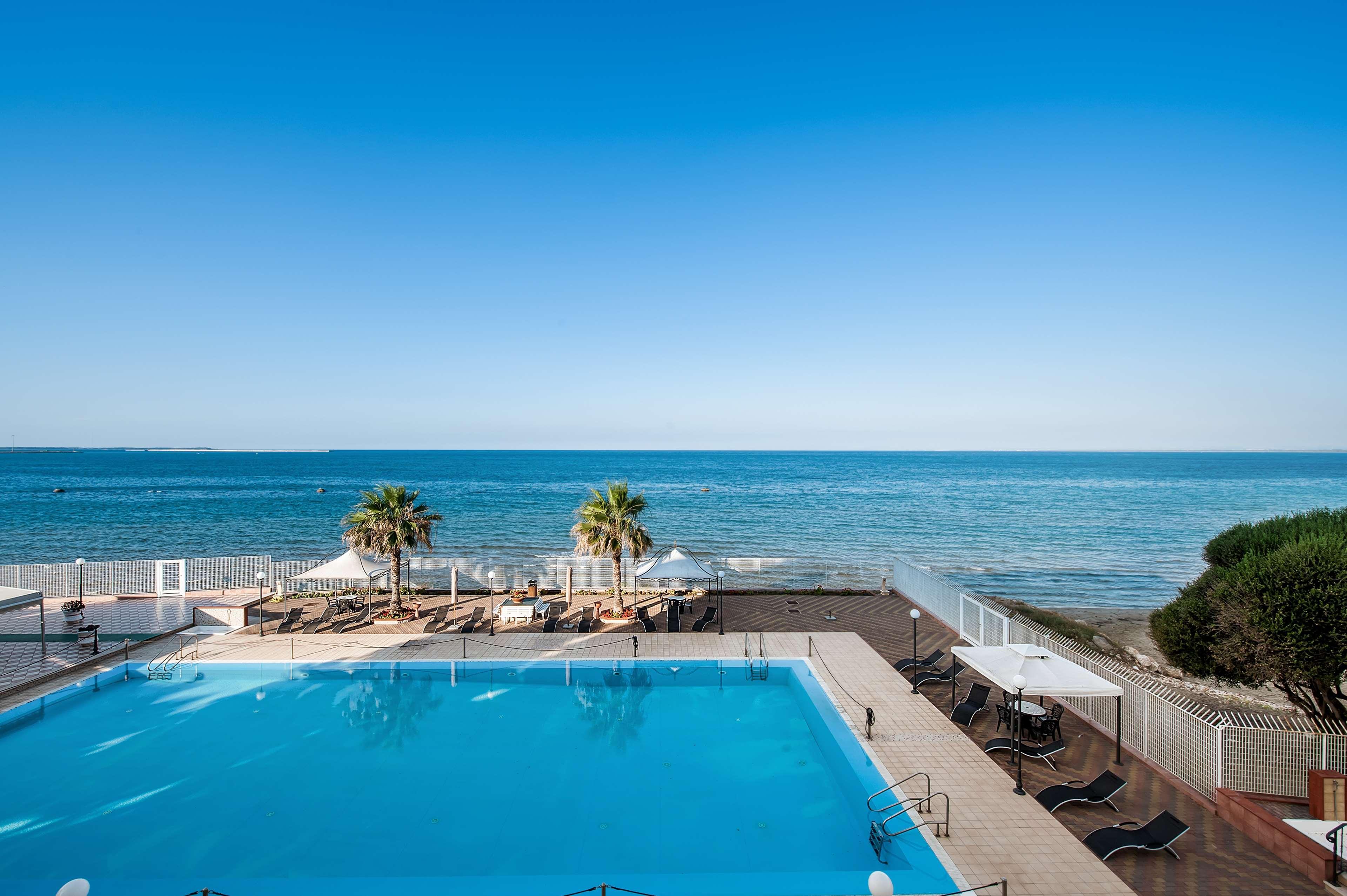 Lido Azzurro Apulia Hotel Taranto Ara Solis מראה חיצוני תמונה