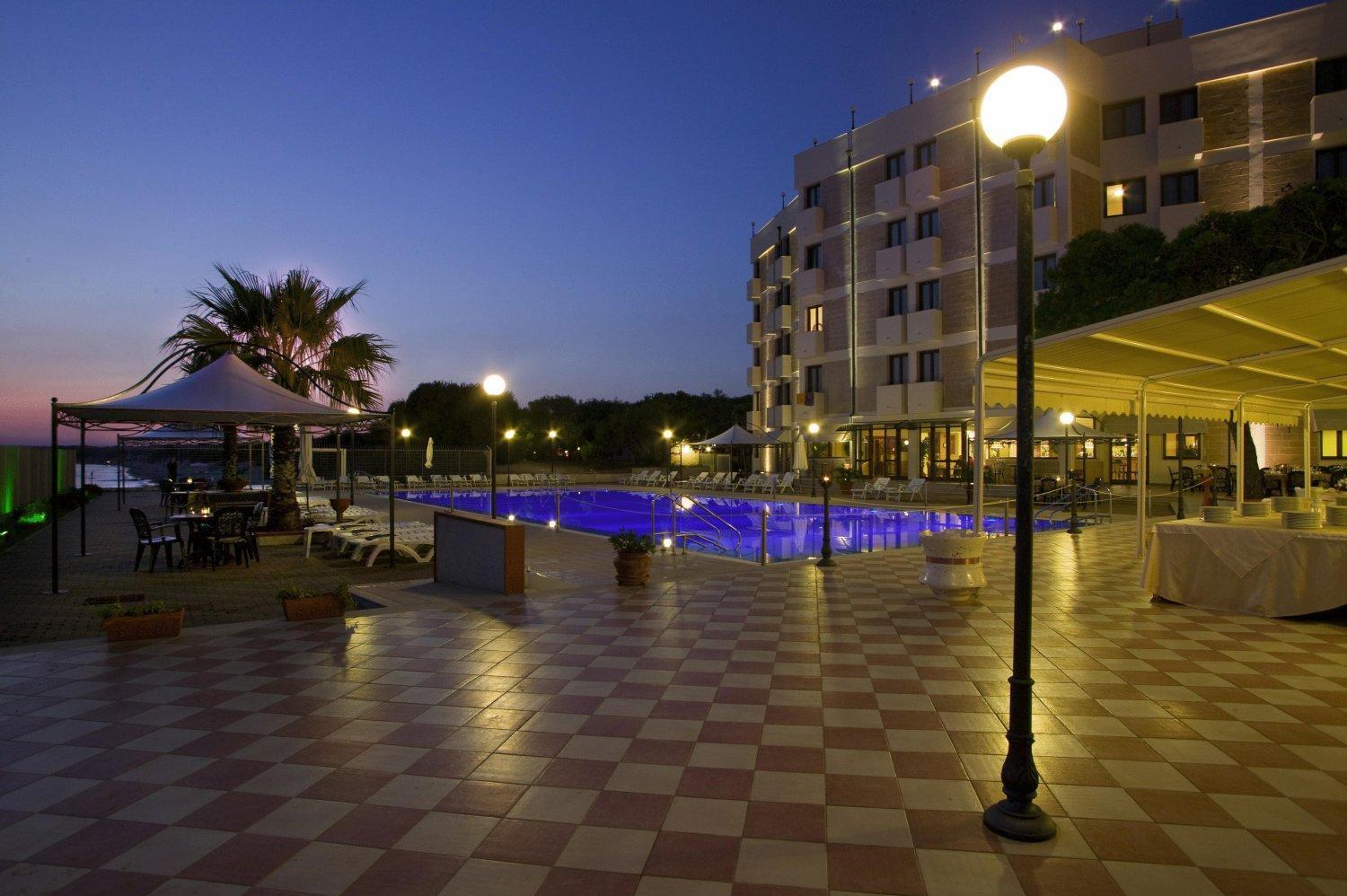 Lido Azzurro Apulia Hotel Taranto Ara Solis מראה חיצוני תמונה